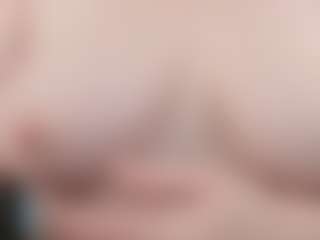 KellyCarolina's Live Sex Cam Show