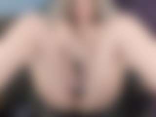 KellyCarolina's Live Sex Cam Show