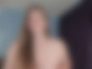 Live cam show with KellyCarolina - Lush Brown Hair on Camsoda