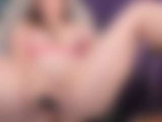 KellyCarolina's Live Sex Cam Show