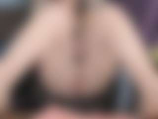 KellyCarolina's Live Sex Cam Show