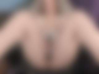KellyCarolina's Live Sex Cam Show