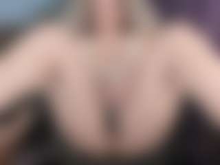 KellyCarolina's Live Sex Cam Show