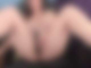 KellyCarolina's Live Sex Cam Show