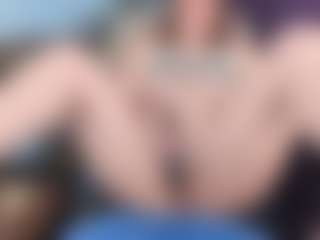 KellyCarolina's Live Sex Cam Show