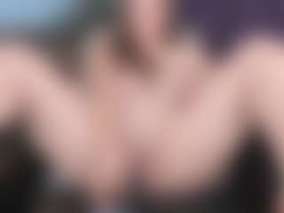 KellyCarolina's Live Sex Cam Show