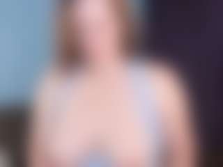 KellyCarolina's Live Sex Cam Show