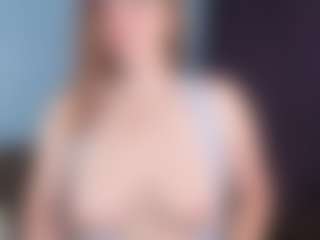 KellyCarolina's Live Sex Cam Show