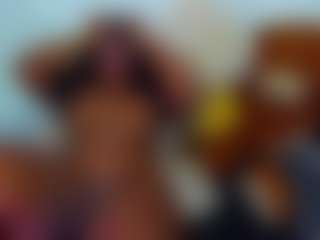Live cam show with Naomi King - Big Ass on Fling VIP Chat