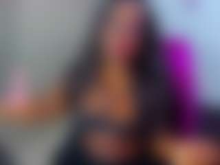 Live cam show with Naomi King - Black on justonemore.cc