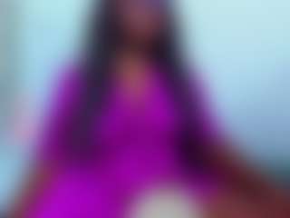 Live cam show with Naomi King - Squirt on chickslive.net