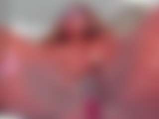 Live cam show with Naomi King - Ebony Amateur on Milfs Live