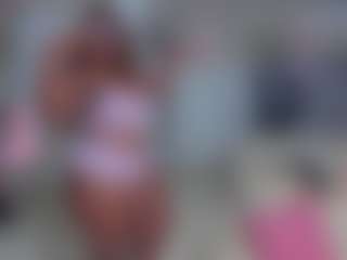 Live cam show with Naomi King - Black Amateur on wildcum.com