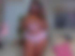 Live cam show with Naomi King - Asshole Black on wildcum.com