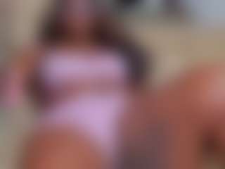 Live cam show with Naomi King - Amateur on liverealitysex.com
