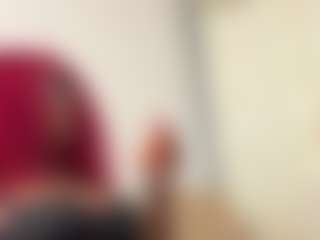 Live cam show with Naomi King - Fingers on sexytreat.net