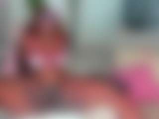 Live cam show with Naomi King - Big Tits Curvy on camwithhim.com