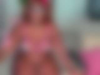 Live cam show with Naomi King - Ebony HD on StripNow