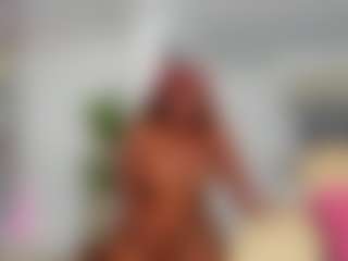 Live cam show with Naomi King - Bedroom Black on Dare Cams