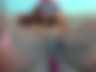 Live cam show with Naomi King - Black Shaved Pussy on crypto-cams