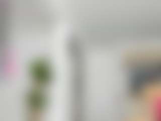 Live cam show with Naomi King - Brown Eyes Ebony on slutload