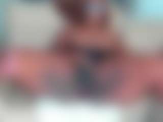 Live cam show with Naomi King - Fetish on AdultVida.com