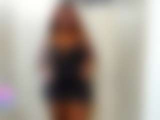 Live cam show with Naomi King - Brown Eyes Big Tits on StripNow