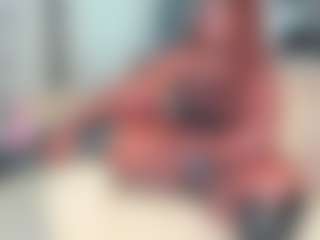 Live cam show with Naomi King - Black Dildo on Adult Interactions