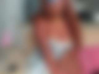 Live cam show with Naomi King - Big Tits on camwithhim.com
