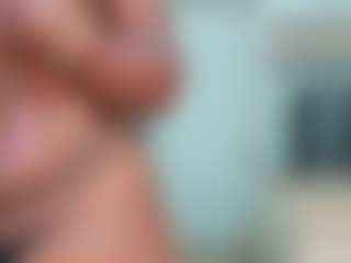 Live cam show with Naomi King - Tattoos Black on Uber Horny
