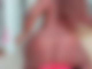Live cam show with Naomi King - Black Blowjob on makecum.org