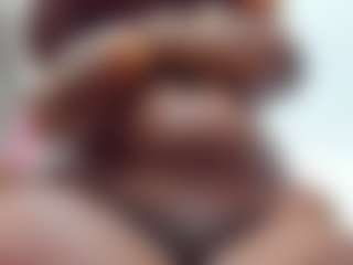 Live cam show with Naomi King - Black Fetish on hotwifechat.live