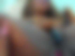 Show de cam en vivo con Naomi King - Facial Piercings en Camsoda