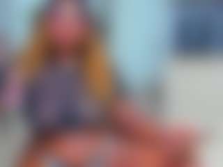 Live cam show with Naomi King - Tease Ebony on luckytryst.com | colombia
