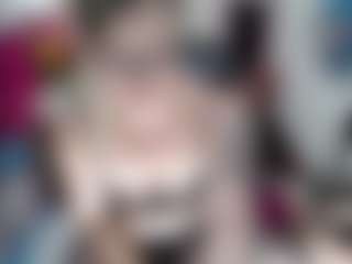 Live cam show with vickysexyx - Facial Piercings on AdultVida.com