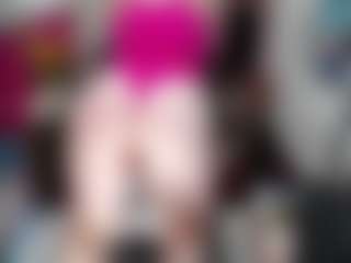 Live cam show with vickysexyx - Glasses on Camsoda