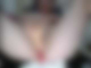 Live cam show with vickysexyx - Blue Eyes on AdultVida.com