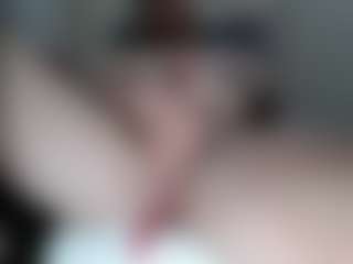 Live cam show with vickysexyx - Tease Blonde Hair on Gym Cam Girls