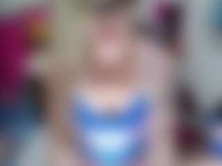 Live cam show with vickysexyx - Glasses on crypto-cams