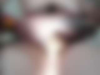 Live cam show with vickysexyx - Bikini on liverealitysex.com