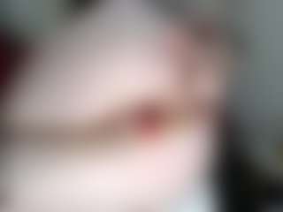 Live cam show with vickysexyx - Bedroom Blonde Hair on xxxlivecams.org