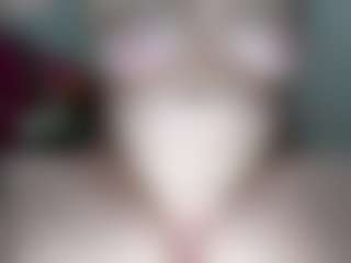 Live cam show with vickysexyx - Solo on Camsoda