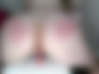 Live cam show with vickysexyx - Glasses on https://playwithruby.com