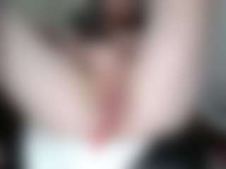 Live cam show with vickysexyx - Grey Eyes on fuklive.com