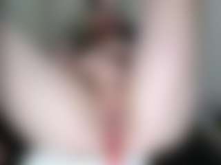 Live cam show with vickysexyx - Shaved Pussy on Camsoda