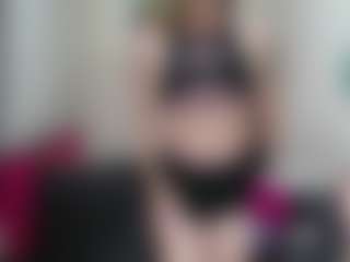 Live cam show with vickysexyx - Glasses on Fling VIP Chat