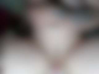 Live cam show with vickysexyx - Blue Eyes on Fit Hotties