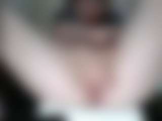 Spettacolo in cam dal vivo con vickysexyx - Glasses su Camsoda