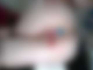 Live cam show with vickysexyx - Blowjob on liverealitysex.com