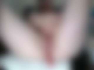 Live cam show with vickysexyx - Grey Eyes on Mixed Magazine Live